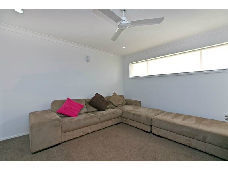 8 Hoop Pine Street, Mount Cotton QLD 4165