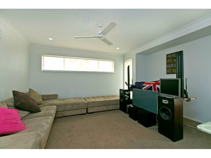 8 Hoop Pine Street, Mount Cotton QLD 4165