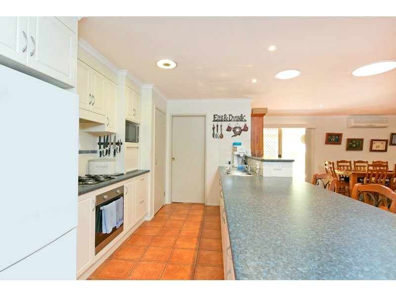 66 Sunshine Dve, Cleveland QLD 4163