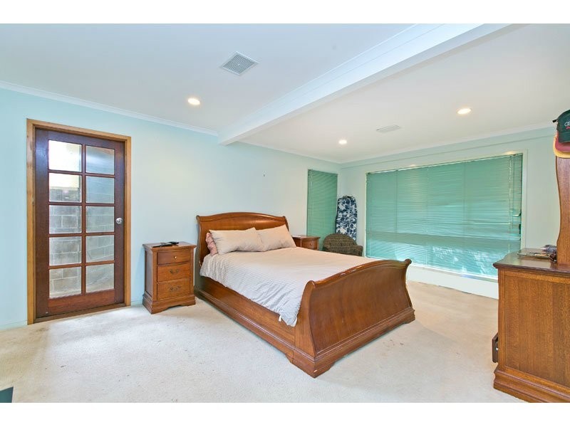 76 Summit Street, Sheldon QLD 4157