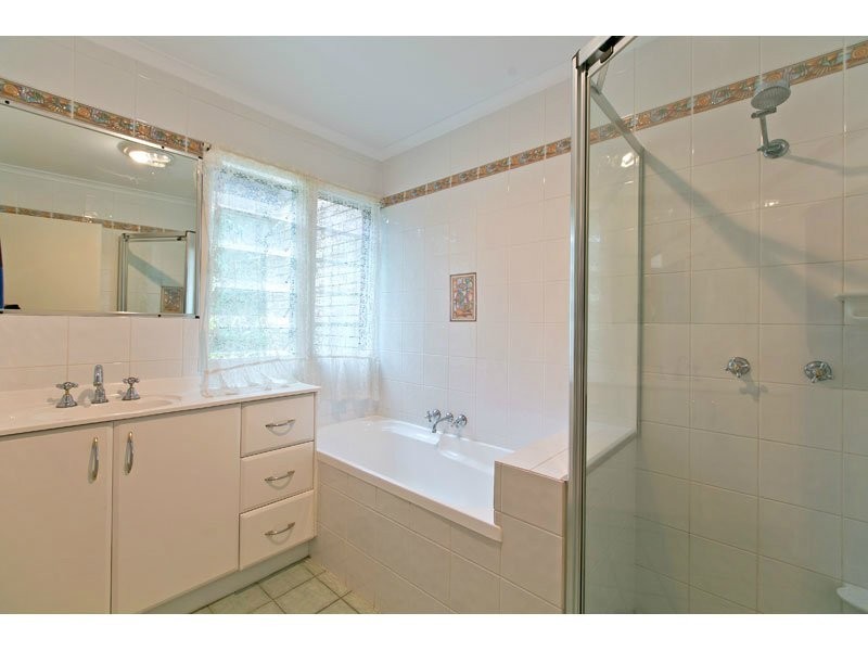 76 Summit Street, Sheldon QLD 4157