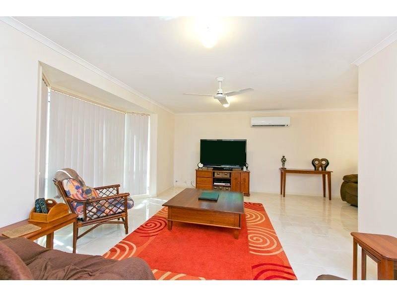 9 Darren Close, Victoria Point QLD 4165