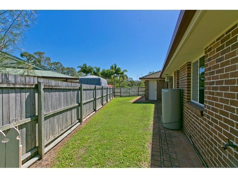 9 Darren Close, Victoria Point QLD 4165
