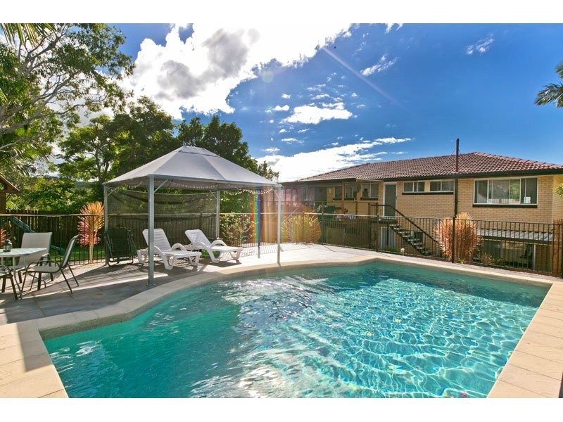 24 Mergowie Drive, Cleveland QLD 4163