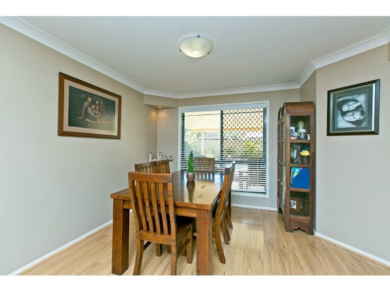 4 Veitch Close, Wellington Point QLD 4160