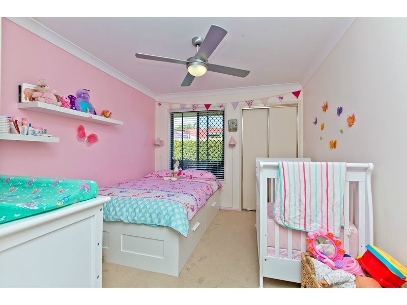 4 Veitch Close, Wellington Point QLD 4160