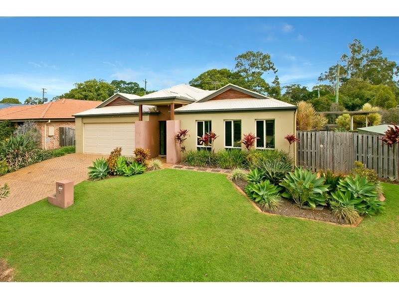 7 Caswell Cres, Redland Bay QLD 4165