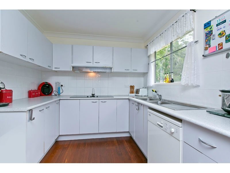 30 Prince of Wales Pde, Alexandra Hills QLD 4161