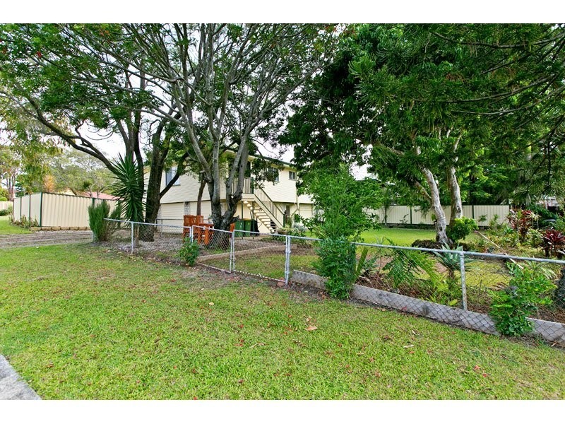 30 Prince of Wales Pde, Alexandra Hills QLD 4161