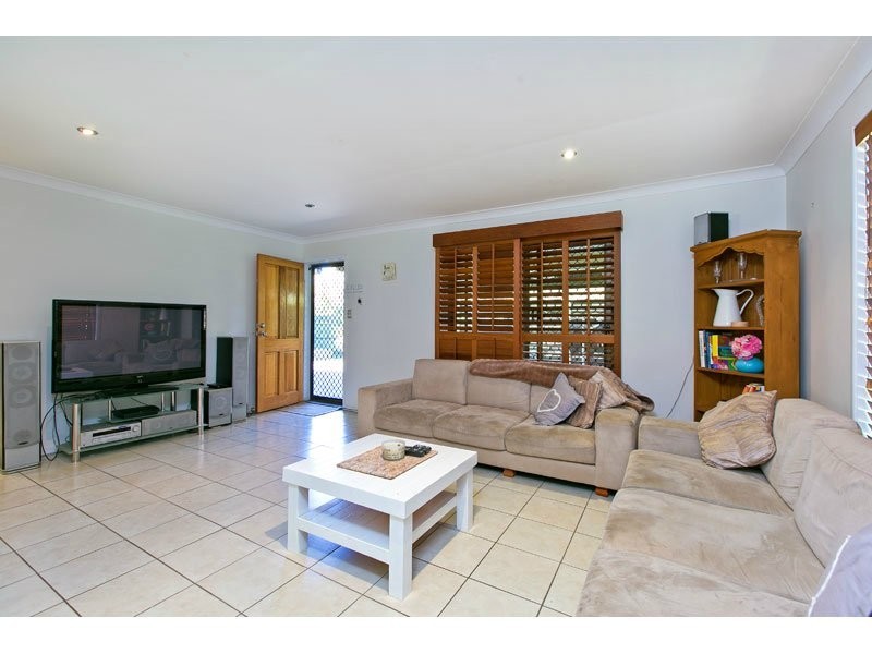 37 Werong Cres, Cleveland QLD 4163