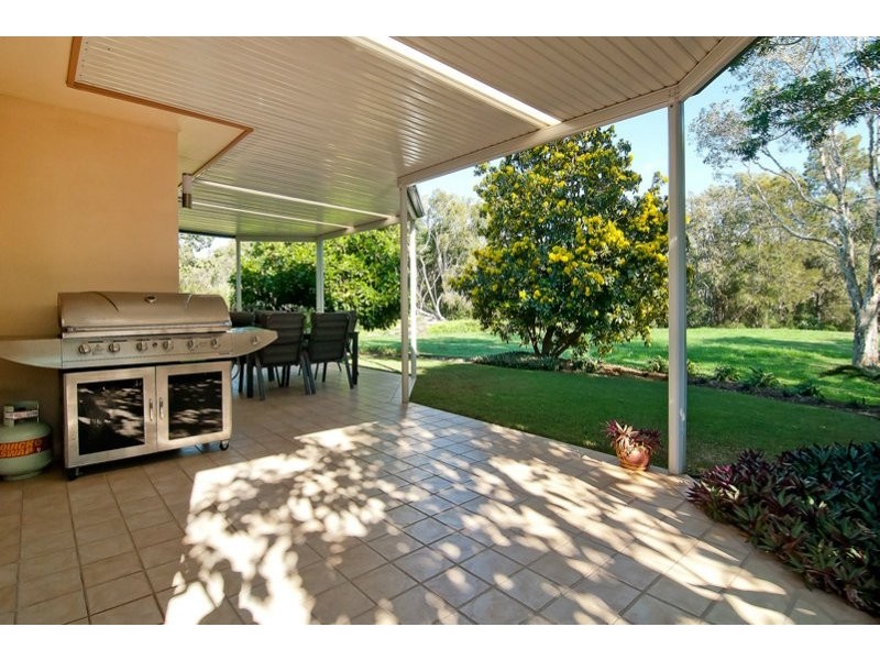 49 The Boulevard, Redland Bay QLD 4165