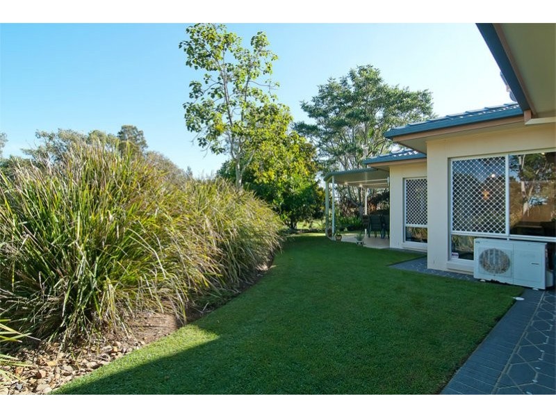 49 The Boulevard, Redland Bay QLD 4165