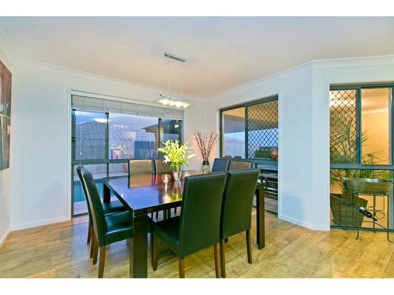 43 Aquila Street, Redland Bay QLD 4165