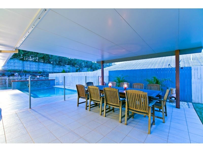 43 Aquila Street, Redland Bay QLD 4165