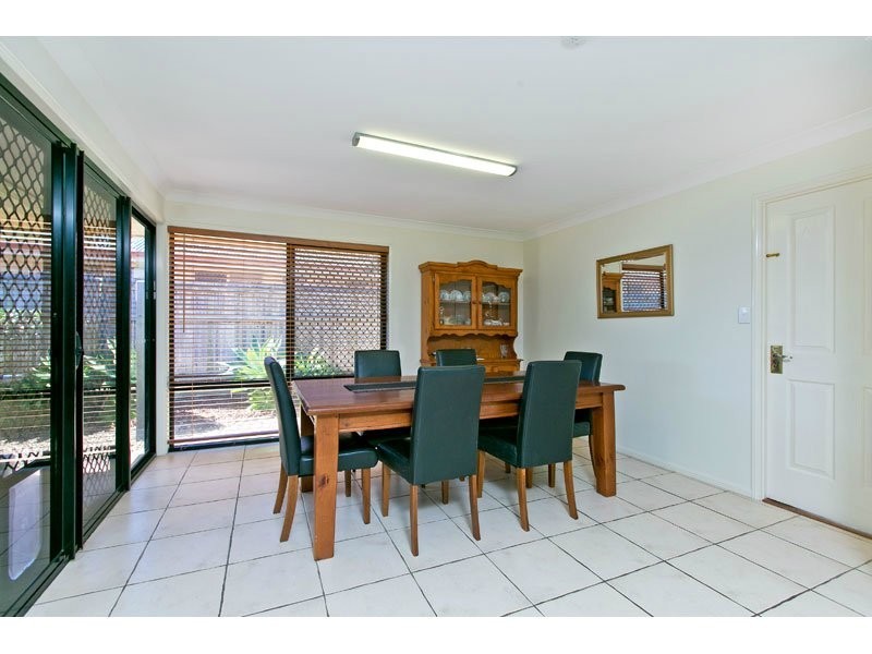 11 Burkett Crescent, Victoria Point QLD 4165