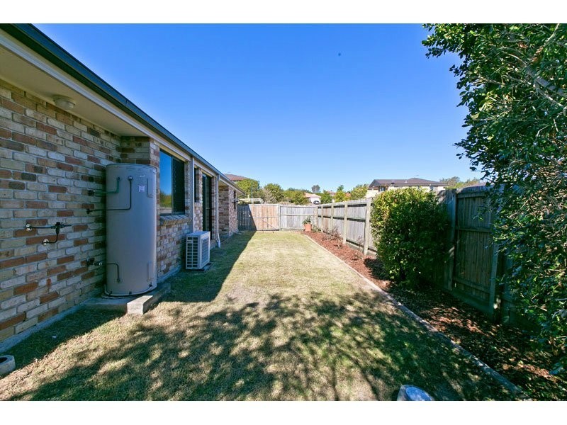 11 Burkett Crescent, Victoria Point QLD 4165
