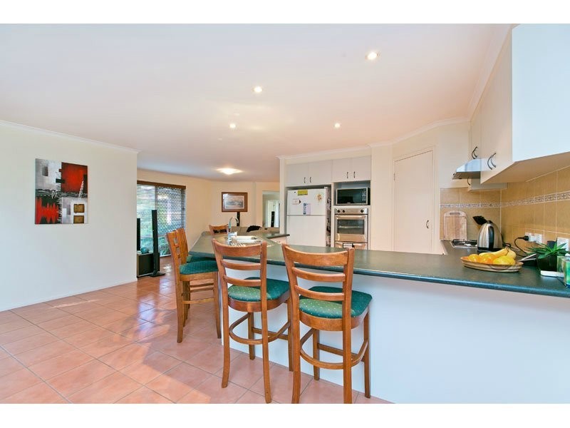 10 Larkspur Street, Redland Bay QLD 4165