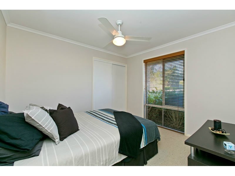 10 Larkspur Street, Redland Bay QLD 4165