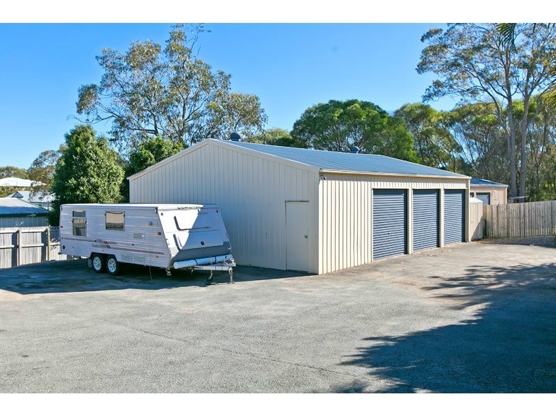 10 Larkspur Street, Redland Bay QLD 4165