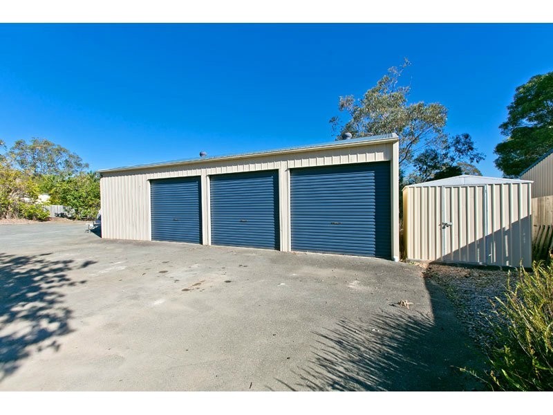 10 Larkspur Street, Redland Bay QLD 4165
