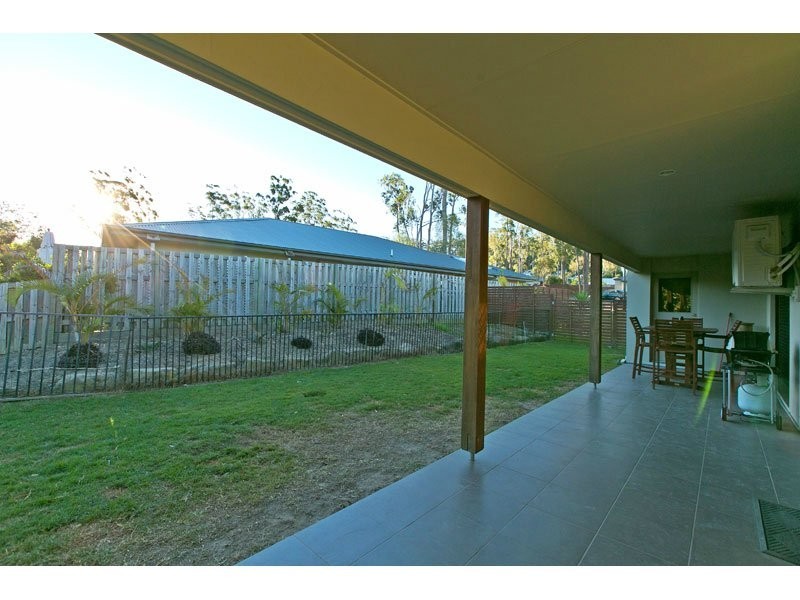 17 Scribbly Gum Place, Mount Cotton QLD 4165