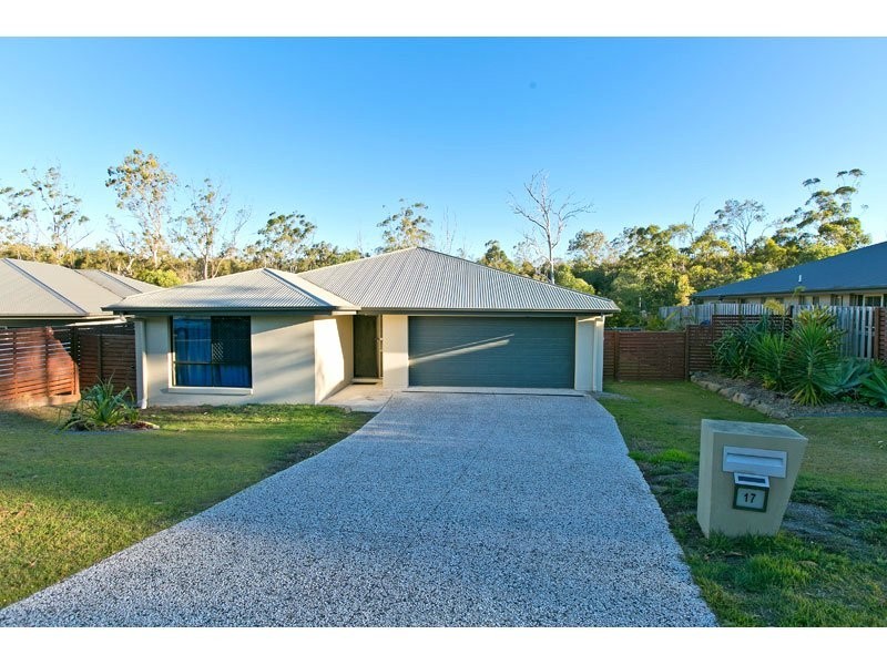 17 Scribbly Gum Place, Mount Cotton QLD 4165
