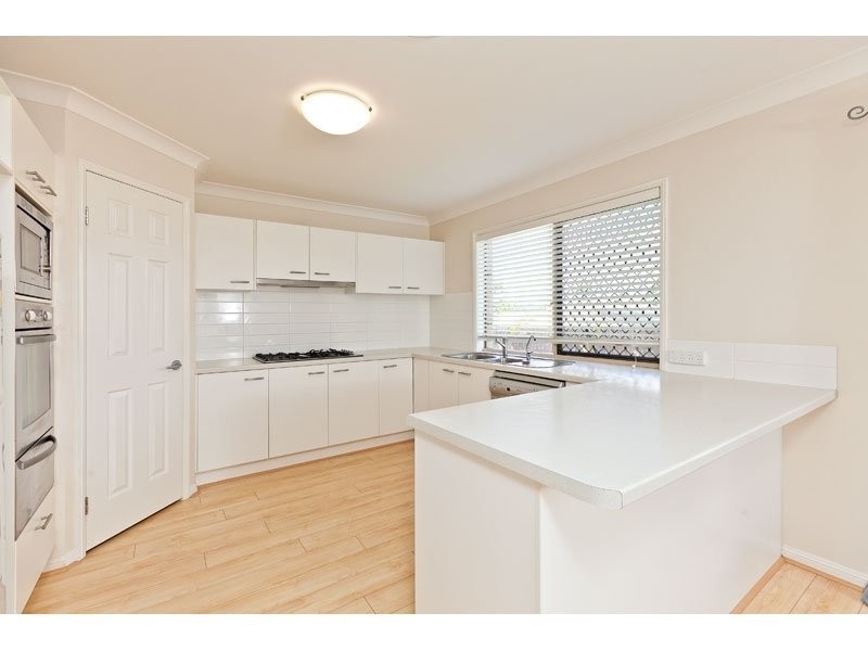 5 Aspen Place, Redland Bay QLD 4165