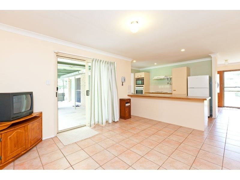 53 Muriel St, Redland Bay QLD 4165