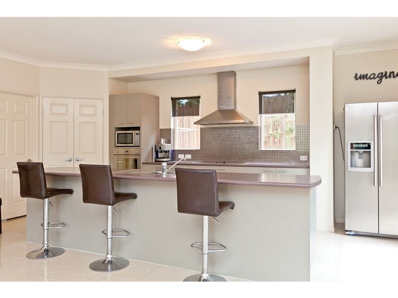 18 Keirnan Street, Redland Bay QLD 4165