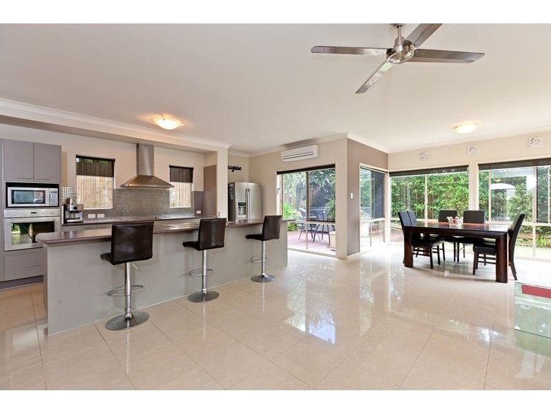 18 Keirnan Street, Redland Bay QLD 4165