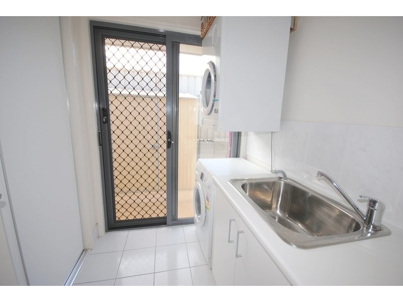 43 Aquila Street, Redland Bay QLD 4165