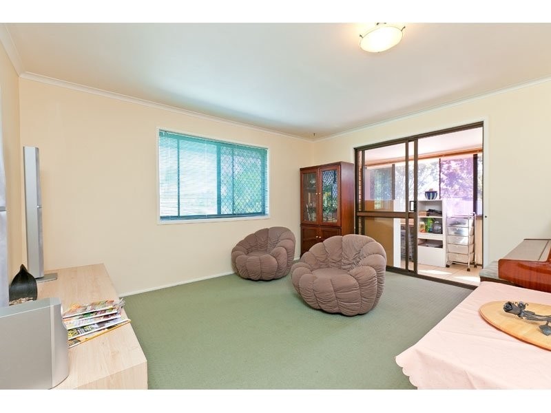 56 Waratah Ave, Victoria Point QLD 4165
