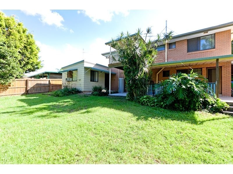 56 Waratah Ave, Victoria Point QLD 4165