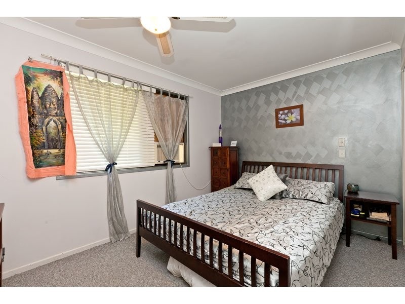 56 Waratah Ave, Victoria Point QLD 4165