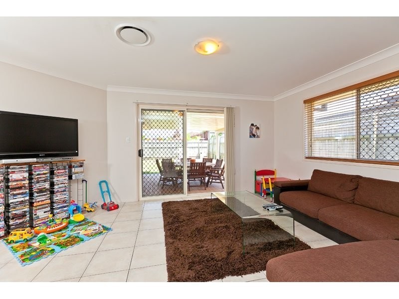 8 Franbridge Place, Victoria Point QLD 4165