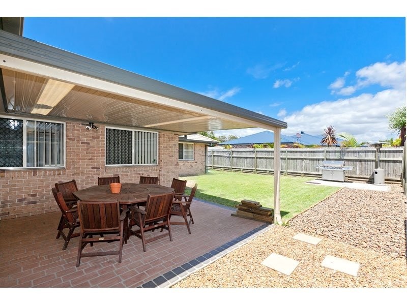 8 Franbridge Place, Victoria Point QLD 4165