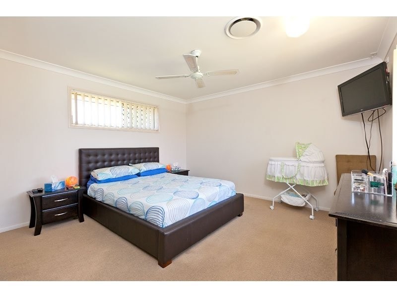 8 Franbridge Place, Victoria Point QLD 4165