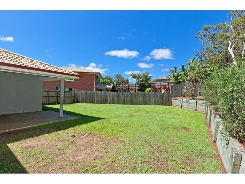12 Green Place, Redland Bay QLD 4165