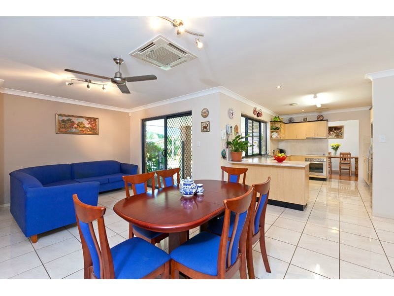 33 Primrose Drive, Thornlands QLD 4164