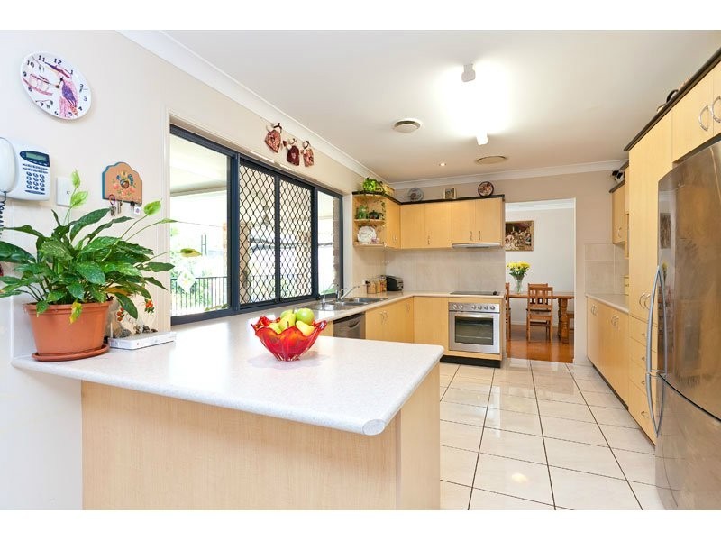 33 Primrose Drive, Thornlands QLD 4164