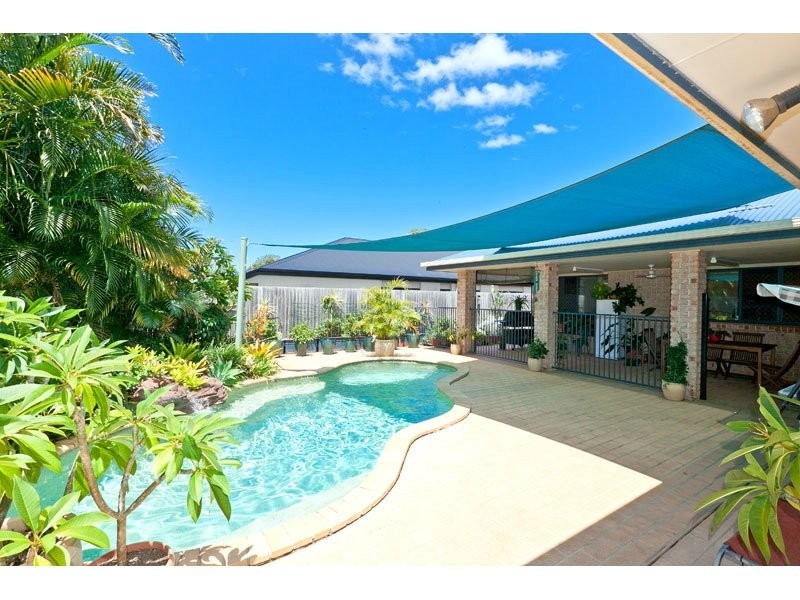 33 Primrose Drive, Thornlands QLD 4164