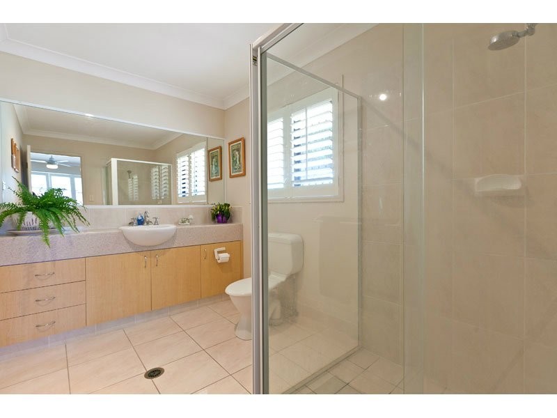 33 Primrose Drive, Thornlands QLD 4164
