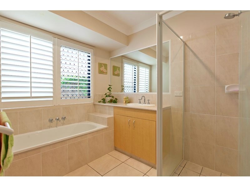 33 Primrose Drive, Thornlands QLD 4164