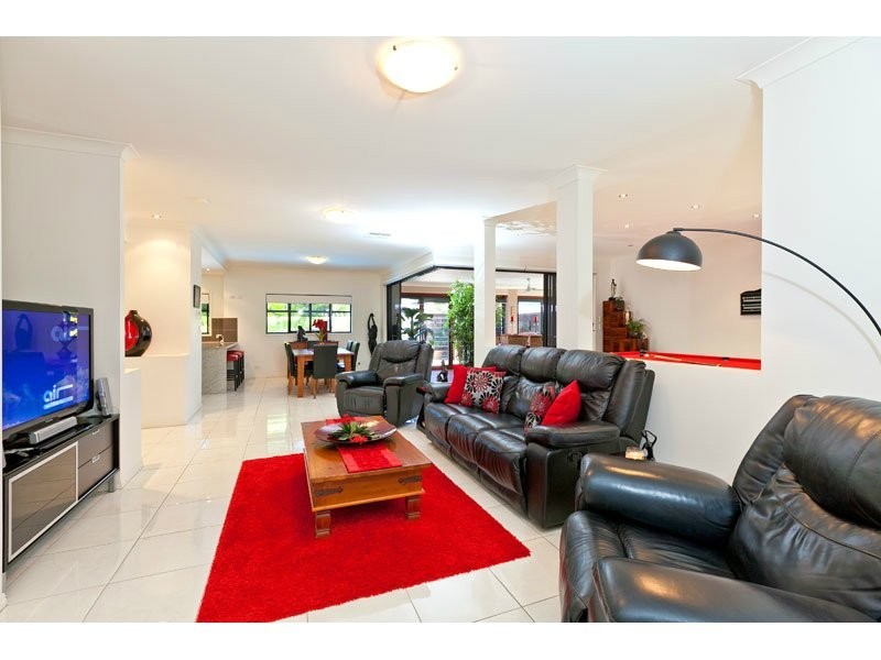 15 White Fig Place, Thornlands QLD 4164