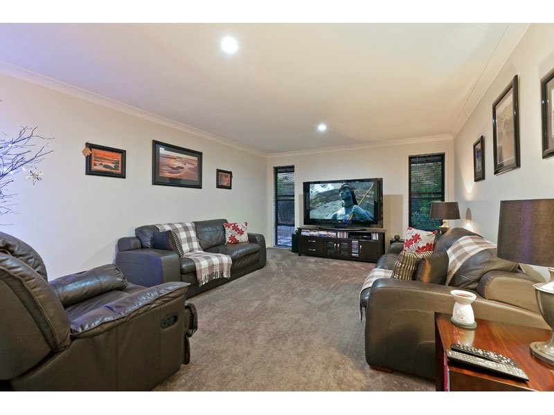 11 Village Drive, Mount Cotton QLD 4165