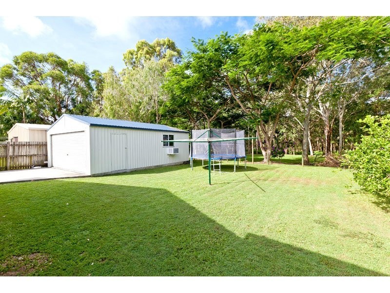 5 Honeysuckle Court, Victoria Point QLD 4165