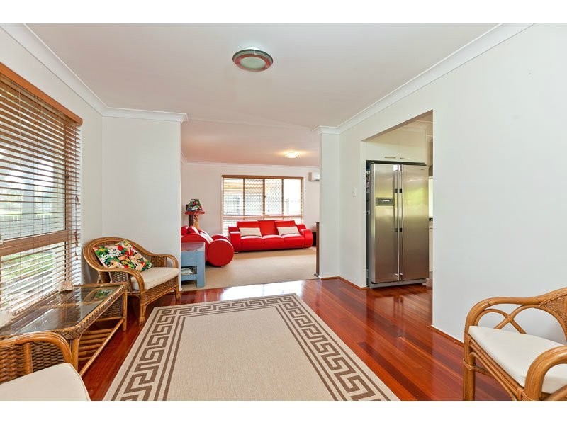 5 Honeysuckle Court, Victoria Point QLD 4165