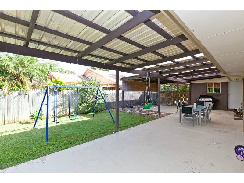 5 Honeysuckle Court, Victoria Point QLD 4165