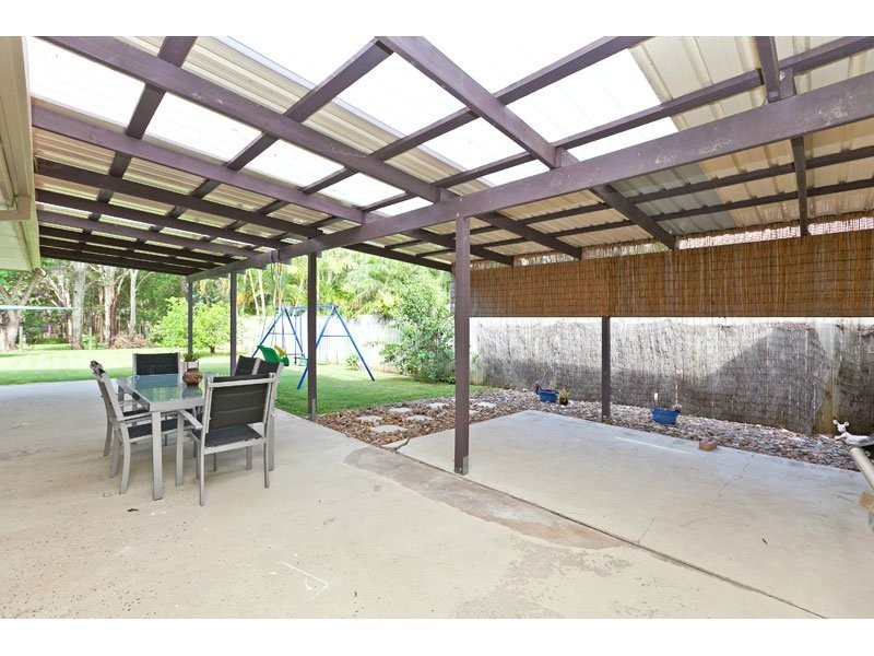 5 Honeysuckle Court, Victoria Point QLD 4165