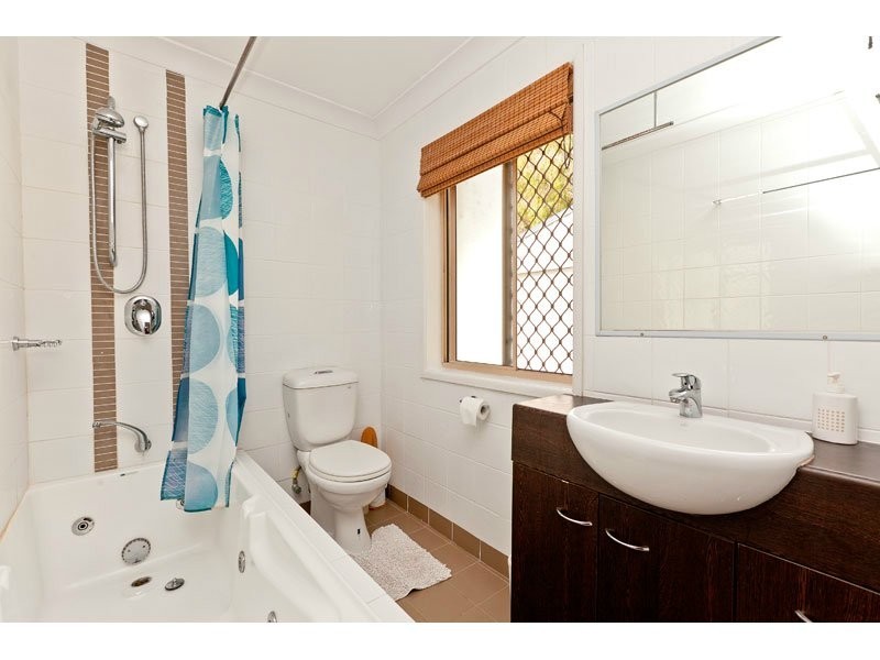 5 Honeysuckle Court, Victoria Point QLD 4165